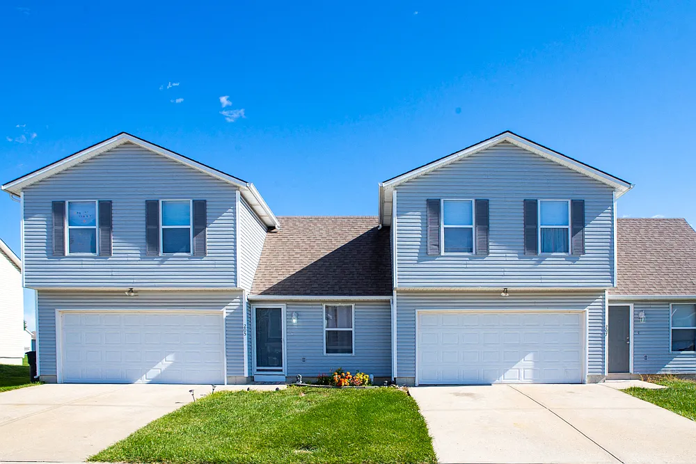 Hearthstone Crossing Duplexes — Photo 4
