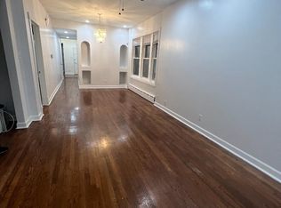 2449 N Maplewood Ave #1, Chicago, IL 60647