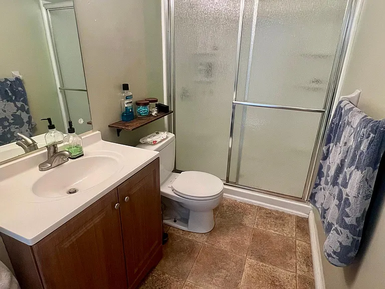 46 Hartsen St #UPPER — Photo 12