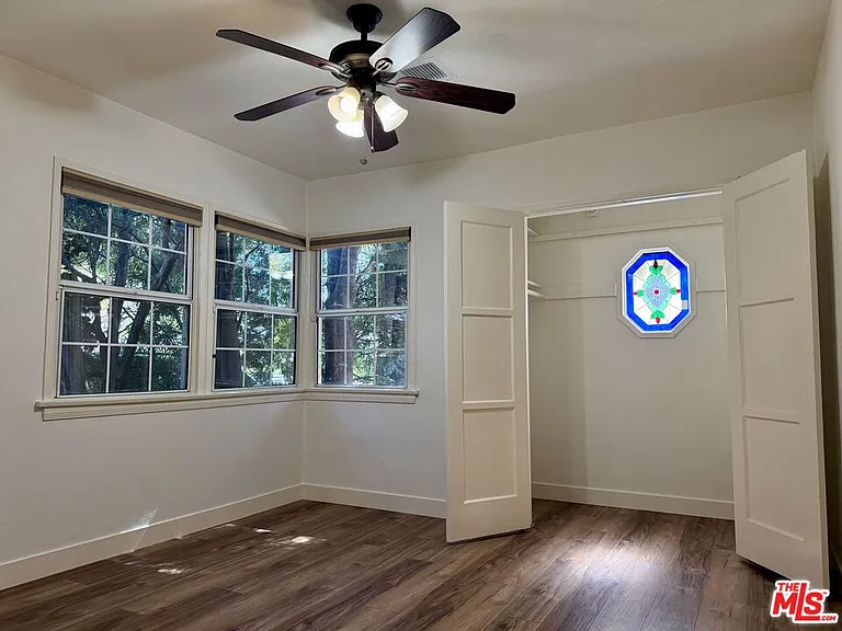 6205 Gentry Ave — Photo 10
