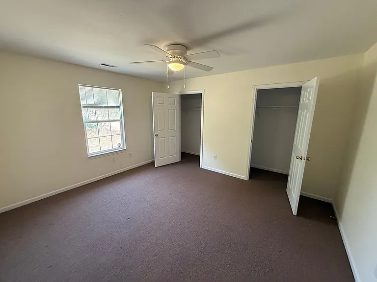 1326 N Frideriki Dr — Photo 15