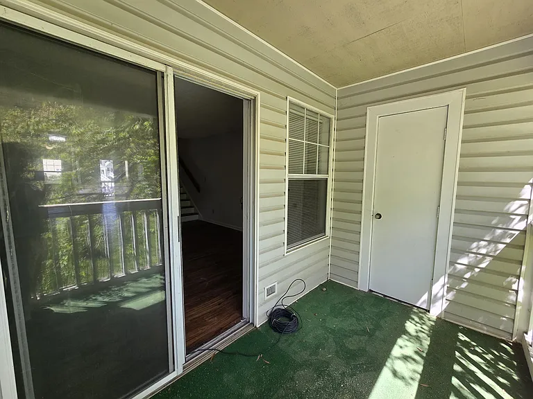 117 Kingsbury Dr — Photo 20