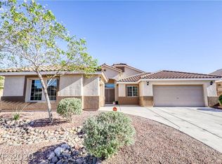 95 Whitetail Archery Ave, North Las Vegas, NV 89084