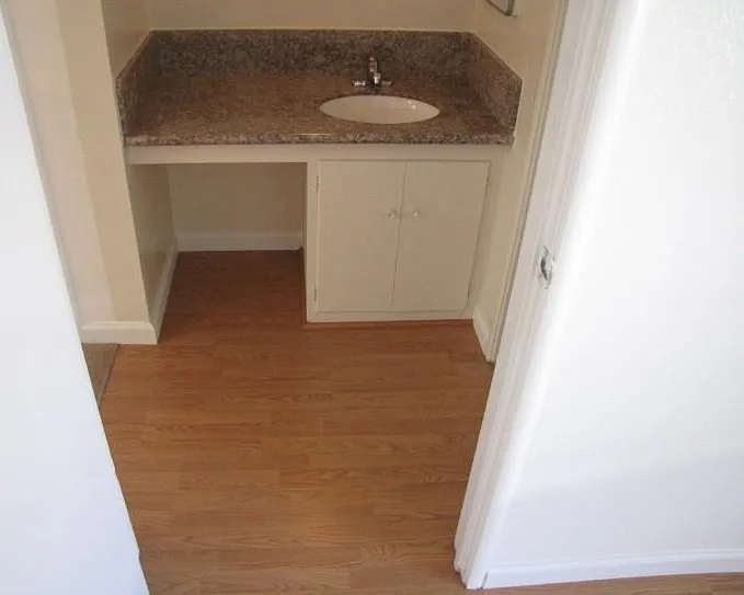 1729 G St #3 — Photo 9