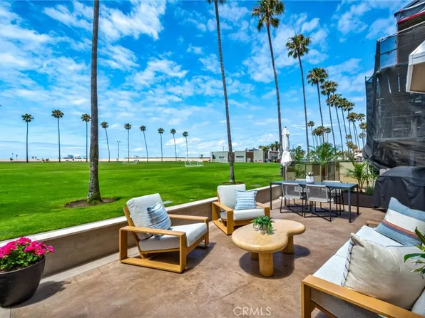 920 E Oceanfront, Newport Beach, CA 92661