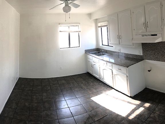 5th image of 5660 Case Ave #C