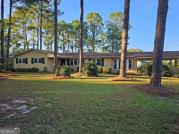 203 Fletcher Dr, Statesboro, GA 30458
