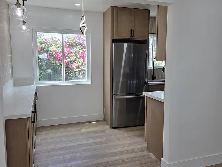 160 Hemlock Ave #2 — Photo 8