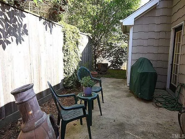 3 bed, 2.0 bath, 1238 sqft, $1,780 — Photo 3