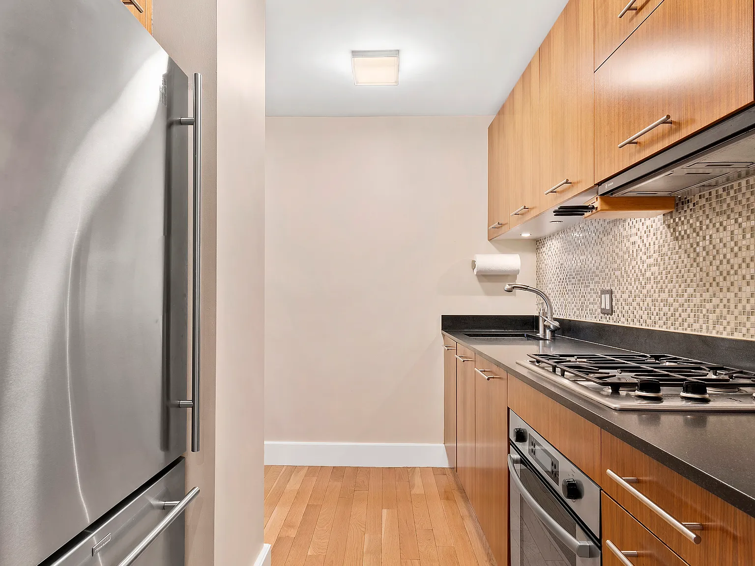 1474 Third Avenue — Photo 4