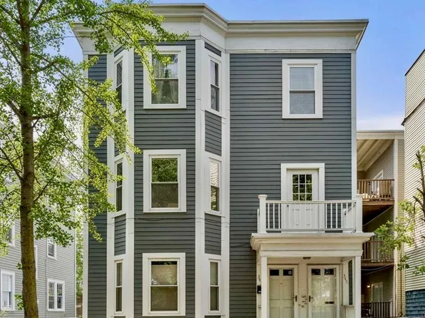 345 Cardinal Medeiros Ave #1, Cambridge, MA 02141
