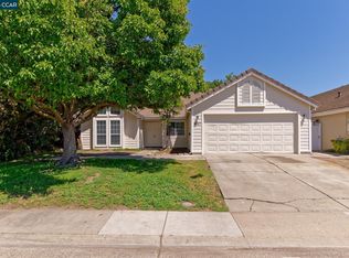 8017 Spengler Dr, Sacramento, CA 95828