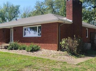 28261 N Highway 59, Garnett, KS 66032