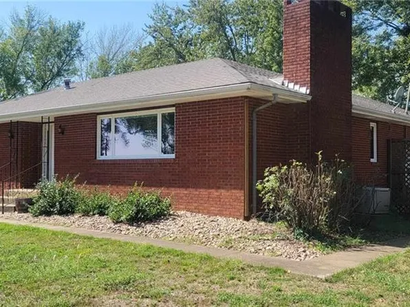 28261 N Highway 59, Garnett, KS 66032