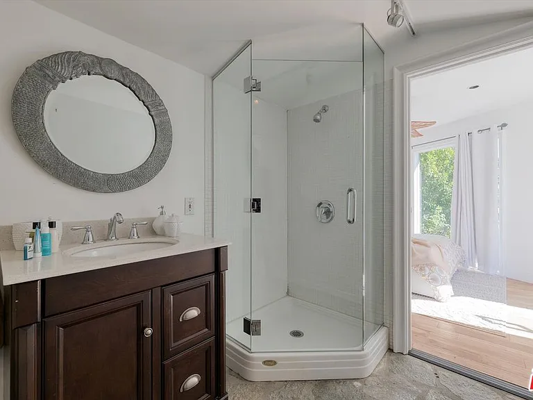 1300 Summitridge Dr — Photo 21