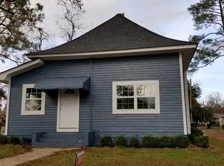 809 E Magnolia St, Fitzgerald, GA 31750