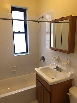 Rented by New York Residence | media 20