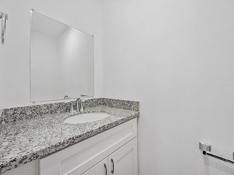 2320 Wavell St #B — Photo 23