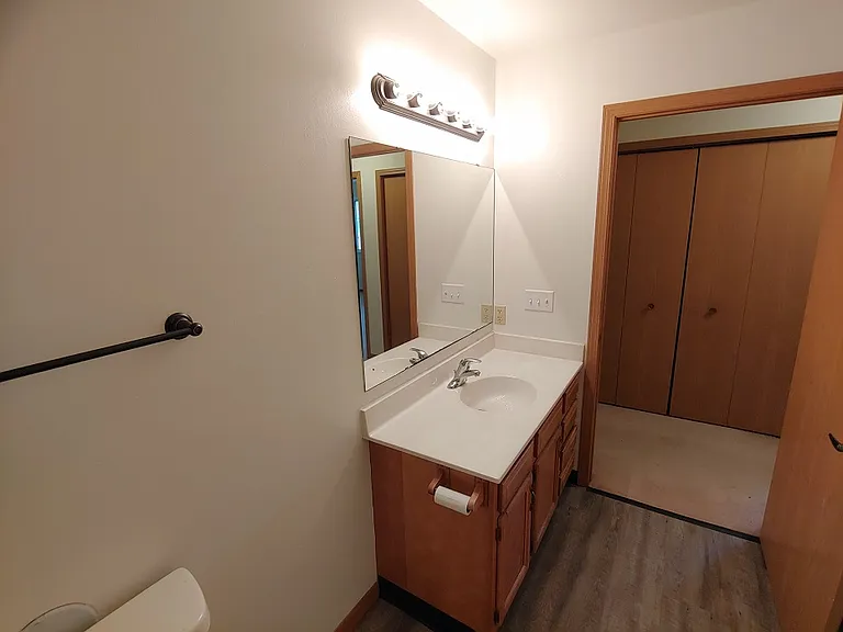 Brittany Hills — Photo 15