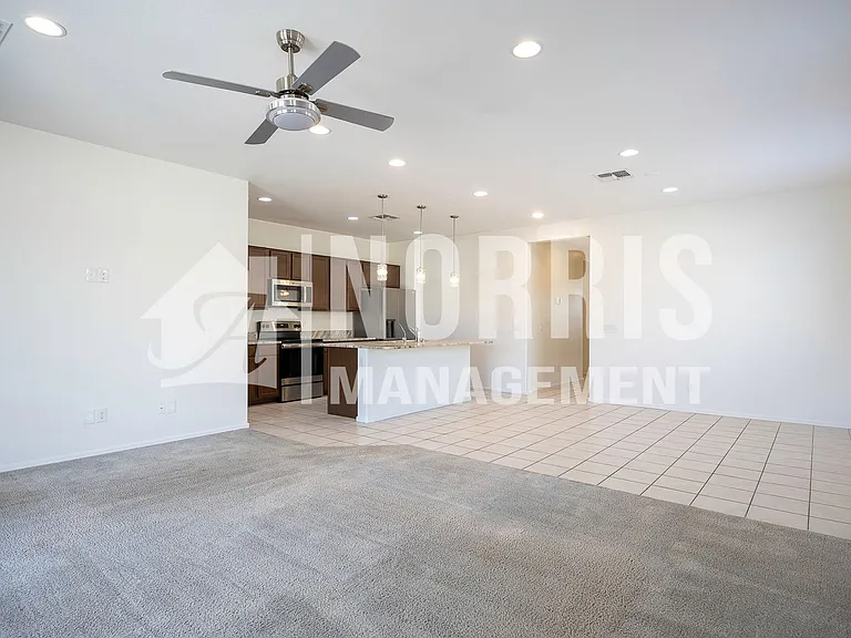 336 E Hawaii Dr — Photo 11