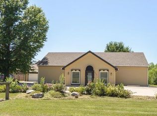 206 W 8th St, Edgerton, KS 66021
