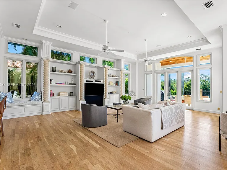 4900 Sanctuary Ln — Photo 11