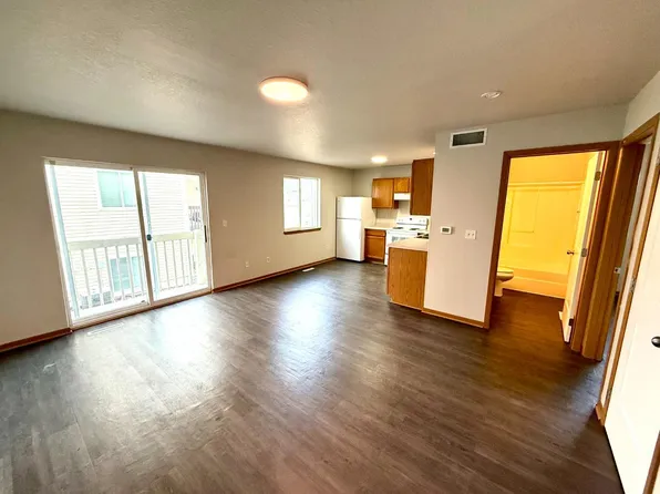 4524 Twain Cir Unit 2, Ames, IA 50014