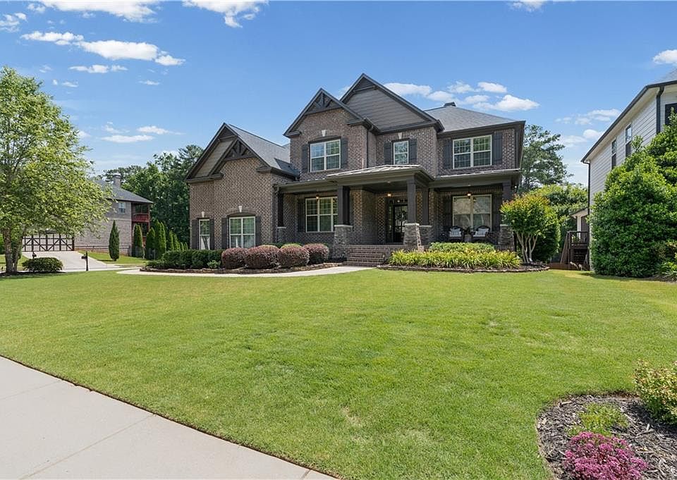 1st image of 500 Lakeview Ct