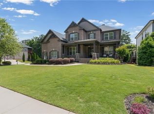 500 Lakeview Ct, Woodstock, GA 30188