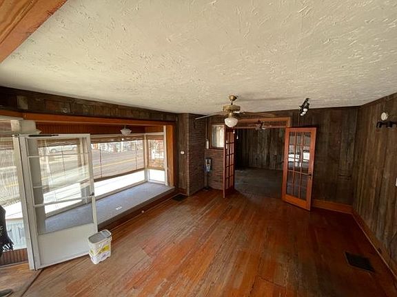 5th image of 6208 State Highway 28 #5