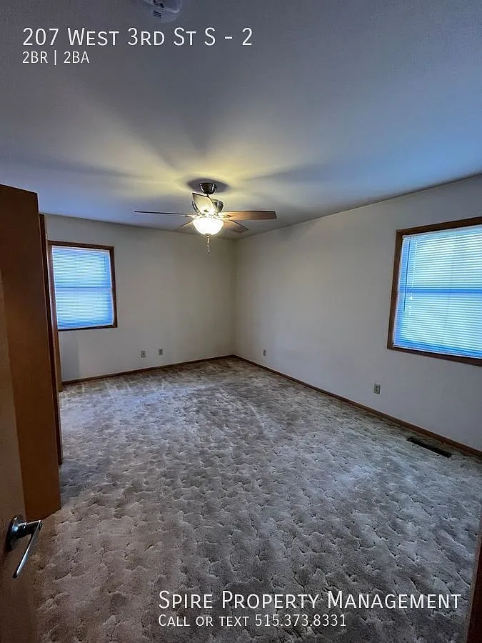 Luxury 2 Bedroom, 1.5 Bath Townhome for Rent in Newton, Iowa — Photo 1