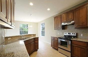 4th image of 312 Cowal South Dr