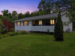 15 Meadow Dr, Beaver Bank, NS B4G1B5