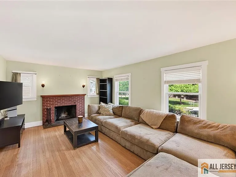 12 Capner St — Photo 10