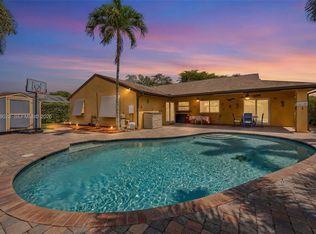 Flamingo Gardens-Phase Tw, Cooper City, FL 33330