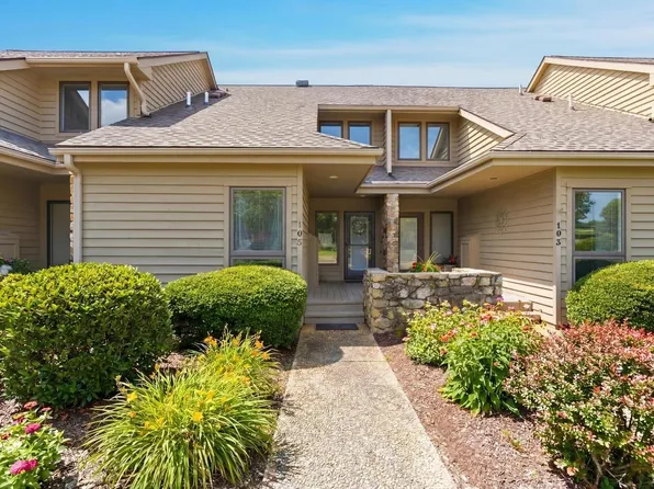 105 Fawn Haven Ln, Huddleston, VA 24104