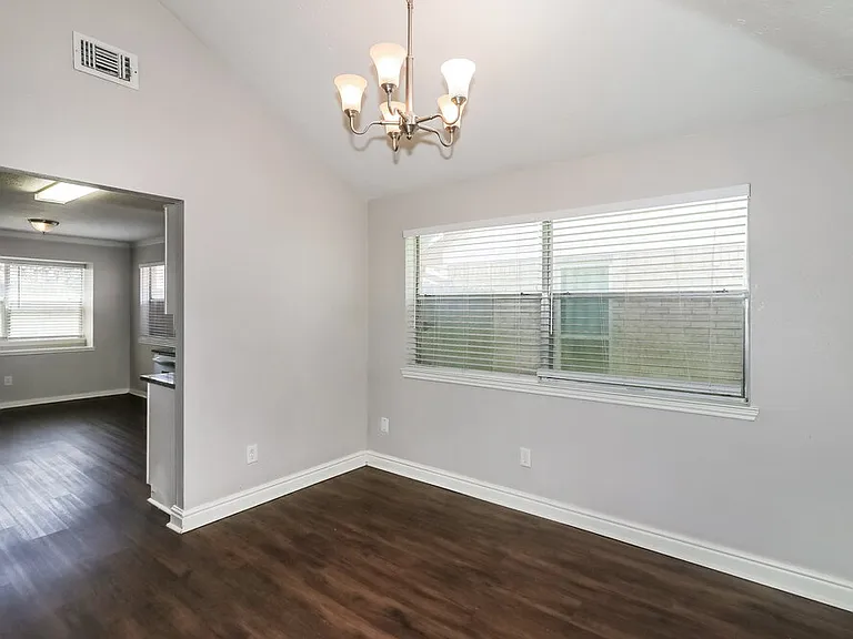 19411 Winding Branch Dr — Photo 5