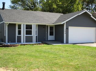 153 Columbia St NW, Poplar Grove, IL 61065