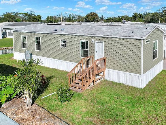4th image of 60 Kent Dr