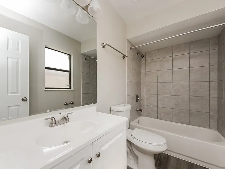 619 Heraldo Ct — Photo 10