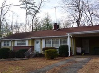 204 S Lovingood Ave, Walhalla, SC 29691