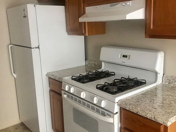 5th image of 4915 W Genesee St APT F2