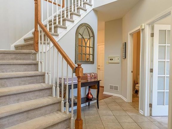 5th image of 2108 Eagles Landing Dr