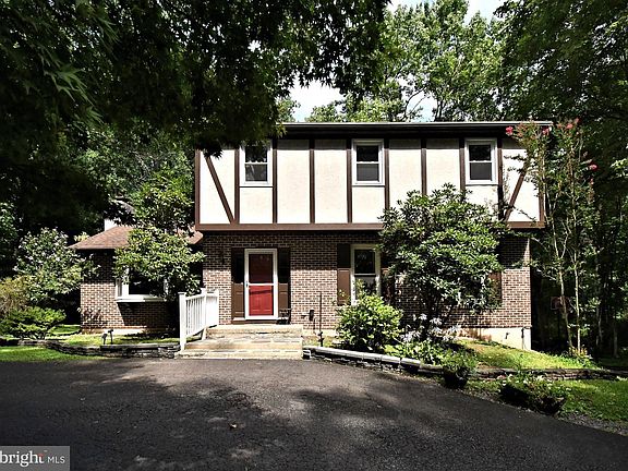 2nd image of 1464 Cornerstone Dr