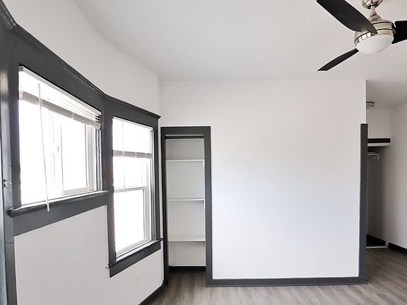 3rd image of 904 Pacific Ave #3