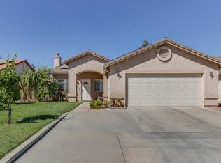 5457 E Kaviland Ave, Fresno, CA 93727