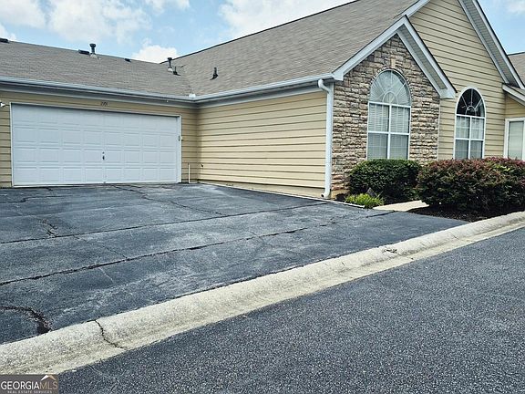 4th image of 2191 Rockbridge Rd APT 2101