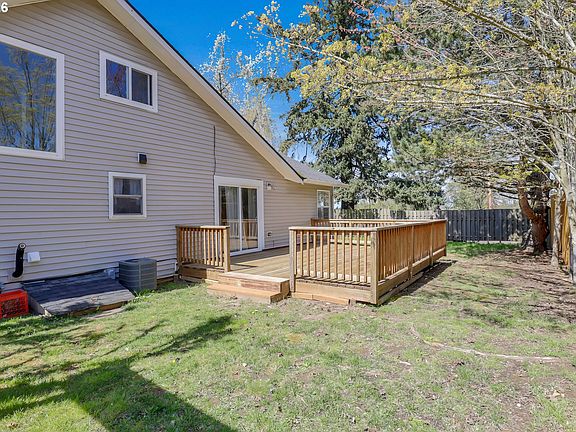 5th image of 9125 SE Velma Ct