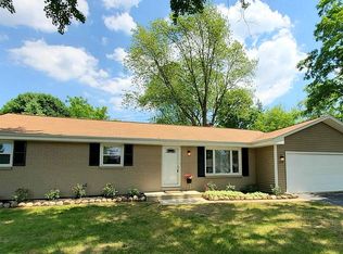 1320 Adelmann Ave, Brookfield, WI 53045