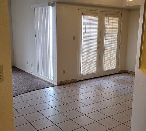 2nd image of 4762 W Caron St